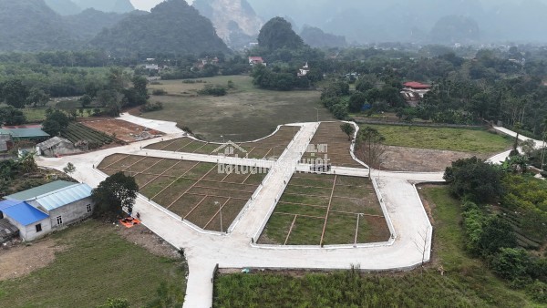 lô góc 365tr đường ô tô Lạc thủy, Hòa Bình – sổ hồng sang tên trong ngày