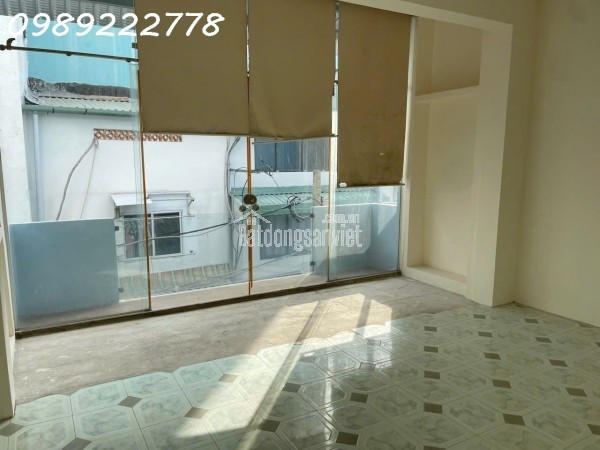 RẺ NHẤT QUẬN 1 3 BƯỚC HXH  THÔNG  - SAU LƯNG CĂN MẶT TIỀN  - 5X13M - CN 61.9m - 2 TẦNG - 3PN