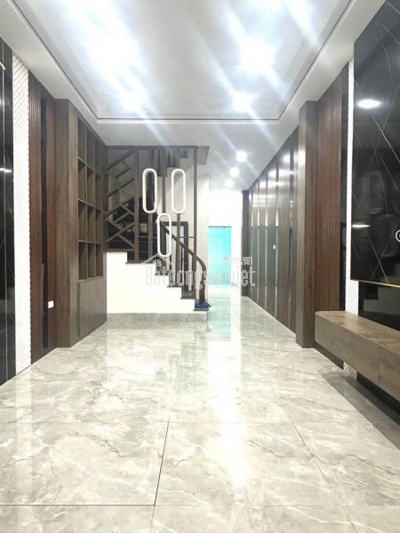 BÁN NHÀ MỚI TRUNG TÂM VIỆT HƯNG - LÔ GÓC 51M 5 TẦNG NHỈNH 8 TỶ