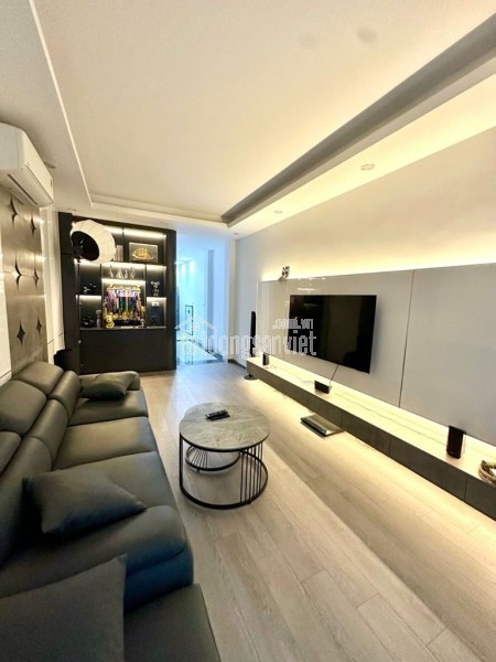 BÁN NHÀ VIỆT HƯNG Ô TÔ VÀO, NGÕ THÔNG, DÂN XÂY 47M 3 TẦNG NHỈNH 9TỶ