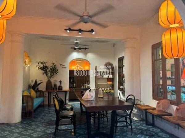 Nhà Hoàng Hoa Thám 190m 3 tầng MT 14m ngõ thông đang cho thuê giá 48 tỷ