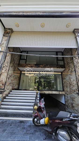 SIÊU RẺ-CHO THUÊ VĂN PHÒNG MẶT ĐƯỜNG NGUYỄN NGỌC VŨ GIÁ CHỈ 6TR