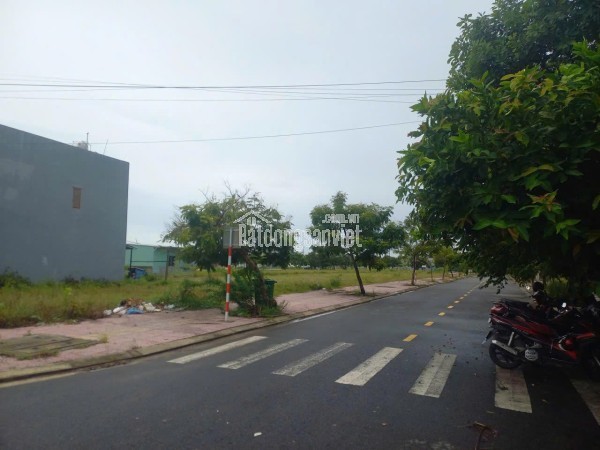 Bán đất tại Đường An Dương Vương, Phường Điện Nam Đông, Thị xã Điện Bàn, Quảng Nam giá 2 tỷ