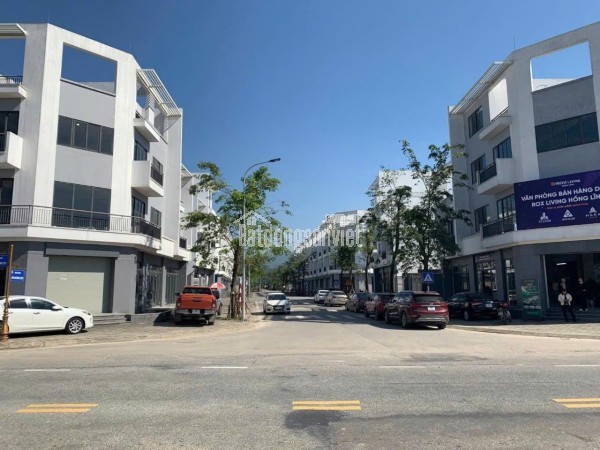 Cả đất cả nhà mặt đường Nguyễn Đổng Chi, Nam Hồng Lĩnh, Hà Tĩnh 155m2 chỉ 39,5 triệu/m2, sổ đỏ lâu