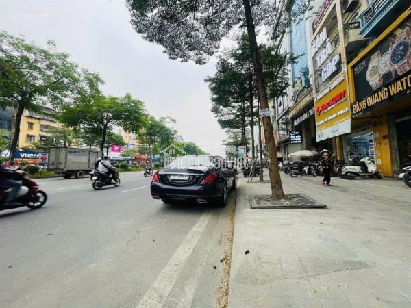 Chính chủ Bán Biệt thự ngõ 59 Láng Hạ, Ba Đình. DT 151 m x 3 tầng.Được xây 10 tầng.SĐCC. Giá 65,5