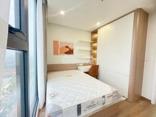 Bán nhanh lô góc view hồ đẹp, dt 100m2 full thổ cứ, ngay QL21, khu CNC Hòa Lạc, giá 3tỷ