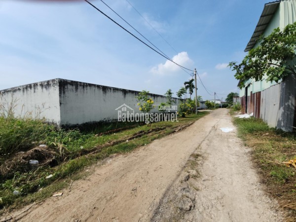 BÁN NHÀ 2 LẦU TÂN XUÂN HÓC MÔN ĐƯỜNG NHỰA 10M 20X42M