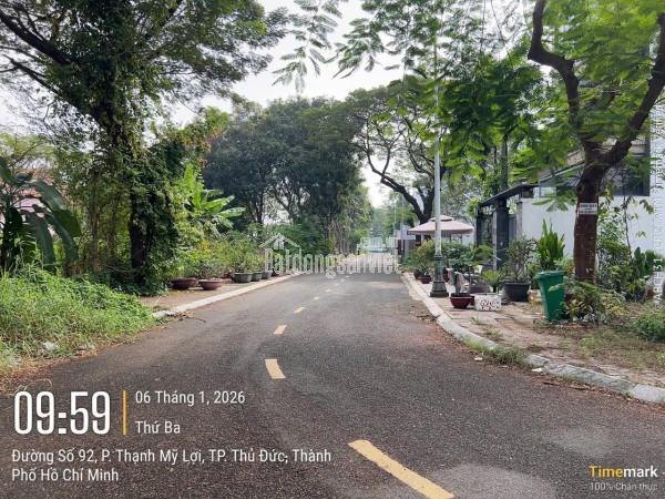 Bán gấp nền biệt thự góc 2 mặt tiền, đối diện công viên, diện tích 275.6m2, sổ đỏ, giá chỉ 165tr