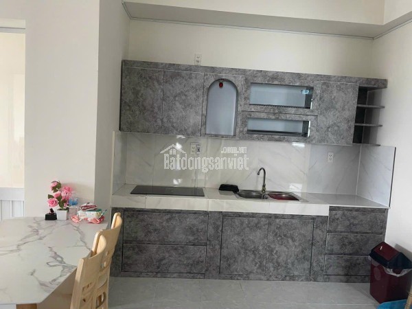 Bán CC Golden King, Nguyễn Lương Bằng, 2,5 tỷ, 37m2, 1PN siêu hot tọa lạc tại khu VIP Phú Mỹ Hưng