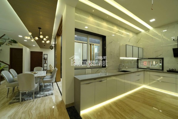 Vip!Mặt phố Ngọc Thuỵ,đường 4 làn ô tô tránh,60M,8 tầng,MT 4.5M,KD đỉnh, vỉa hè,,hơn 27 tỷ