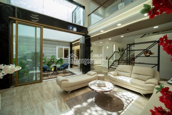 Vip!Mặt phố Ngọc Thuỵ,đường 4 làn ô tô tránh,60M,8 tầng,MT 4.5M,KD đỉnh, vỉa hè,,hơn 27 tỷ