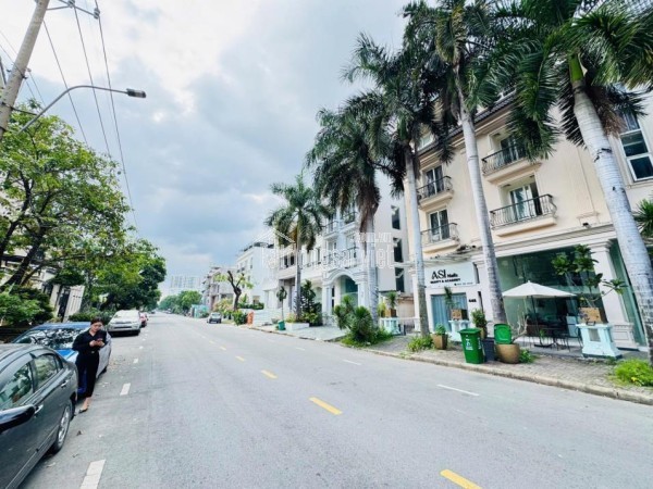 Bán biệt thự Khu Nam Thông 3 - Quận 7 đang có hợp đồng thuê sẵn