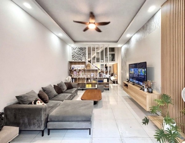 NHÀ ĐẸP 4 TẦNG - NGANG HƠN 4M -DÀI 15M -QUẬN BÌNH THẠNH