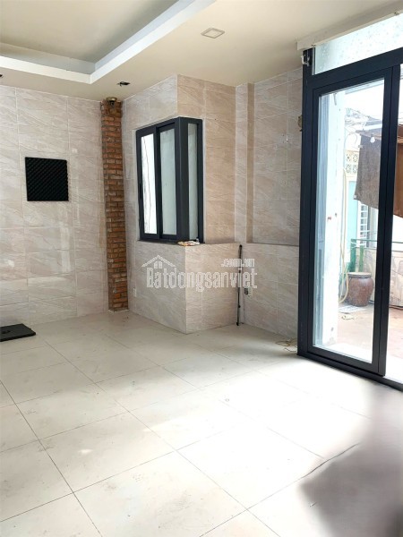 Thuê nhà nguyên căn HXT  lô góc Quận 8, 4 tầng cải tạo đc 8PN, giá 30tr