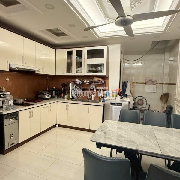 Ô TÔ NGỦ NHÀ – 62M² – 5 Tầng/4PN – Gần kdc CITYLAND – Chỉ hơn 8x Tỷ