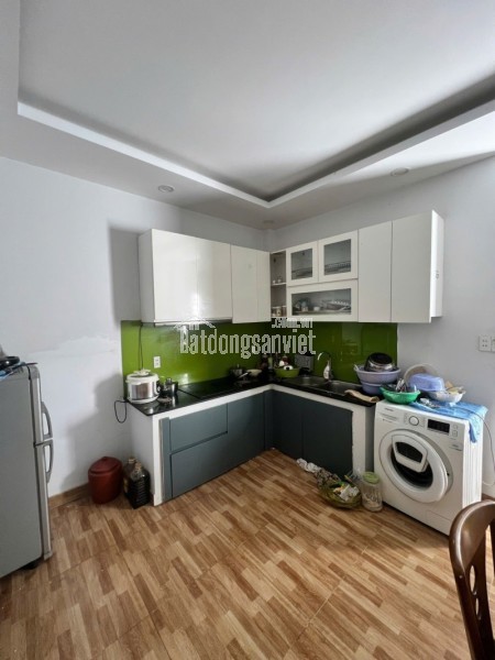 Bán nhà trong ngõ đường số 8,  Trường Thọ, Thủ Đức, DT105m2, 2 tầng, 3PN, 7.35 tỷ, có sổ hồng.