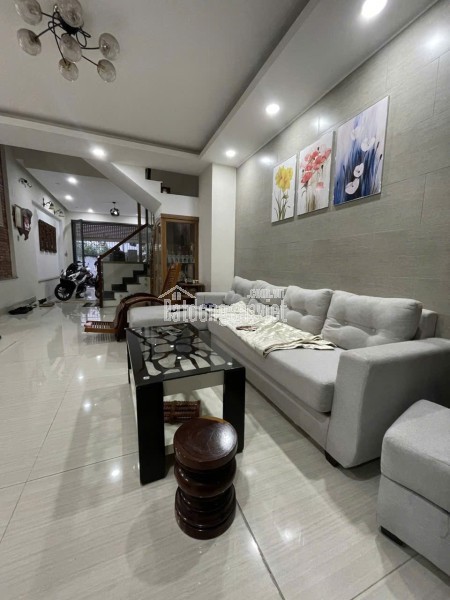 💥Định cư  nước ngoài cùng hội tụ gia đình 👉bán nhanh cái nhà ngay Sân Bay