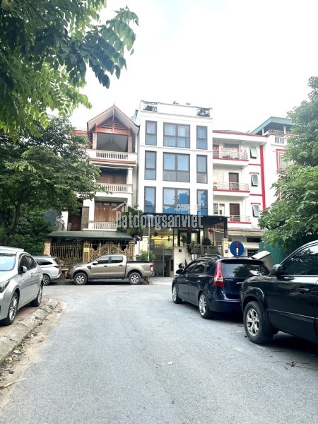 Bán nhà Hoàng Liệt, Hoàng Mai, Ô tô đỗ cửa, View hồ Linh Đàm, 43m2, 14.8 tỷ(CTL)