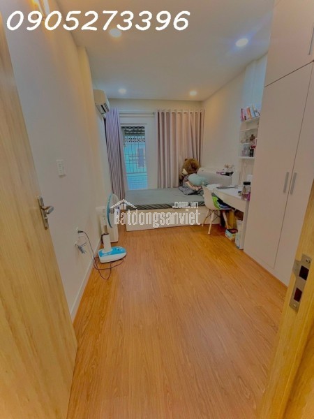 NHÀ MỚI PHÚ NHUẬN GIÁP QUẬN 3 VÀ QUẬN 1, 2 CĂN RA MẶT TIỀN, GẦN 40M2, 2 TẦNG KIÊN CỐ, TẶNG HẾT NỘI