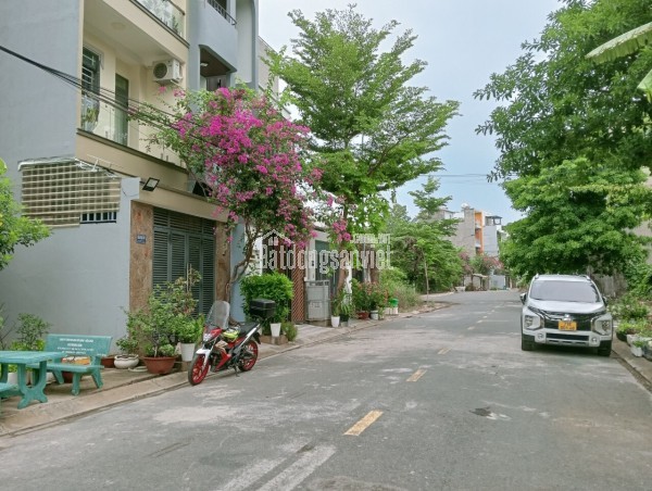 Bán nhà 2 tanahf hxh đường Bưng Ông Thoàn Quận 9