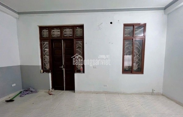 Bán nhà 5 tầng cũ Bắc Từ Liêm, ở sướng, giá đẹp, phân khúc 10 - 12 tỷ