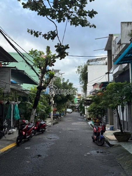 Nhà 2 tầng, kiệt thông Điện Biên Phủ, Nhà Đẹp Mới Xây Vào Ở Ngay - Giá 4 tỷ xxx