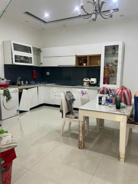 Nhà 2 tầng, kiệt thông Điện Biên Phủ, Nhà Đẹp Mới Xây Vào Ở Ngay - Giá 4 tỷ xxx