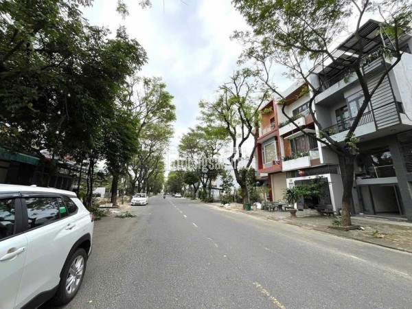 Nhà 2 tầng, kiệt thông Điện Biên Phủ, Nhà Đẹp Mới Xây Vào Ở Ngay - Giá 4 tỷ xxx