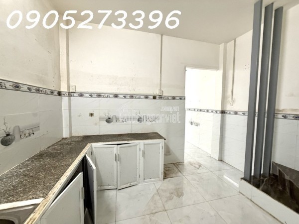 HUỲNH VĂN CHÍNH – TÂN PHÚ – HẺM XE HƠI 6M – 3 TẦNG – CÓ DÒNG TIỀN 5 TRIỆU/THÁNG – CHỈ 2.35 TỶ