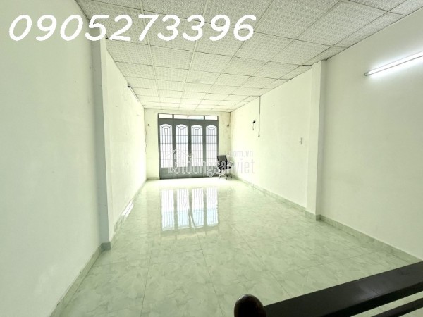 TRỊNH ĐÌNH TRỌNG – TÂN PHÚ – NHỈNH 2 TỶ  – NHÀ CÒN MỚI – 2 TẦNG – HẺM SẠCH SẼ