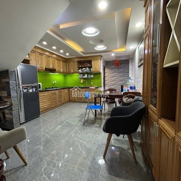 NGỘP BANK BÁN GẤP – 62M² – 5 Tầng/4PN – Ô TÔ TẬN CỬA– Nhỉnh 7 Tỷ TL!