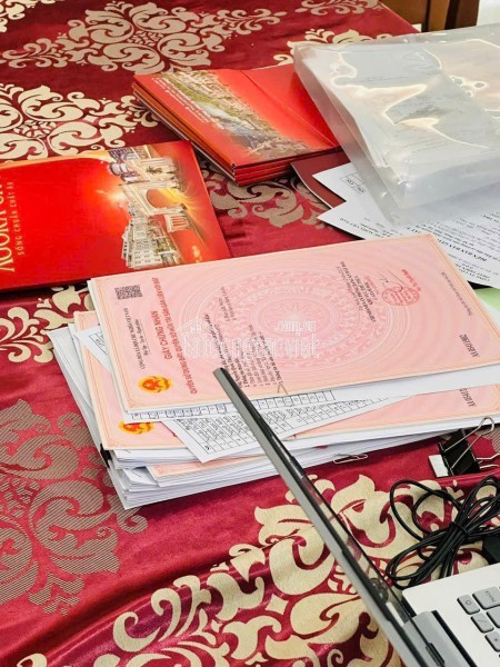 Độc nhất 1 nền biệt thự 10x16m mặt tiền 12m, full thổ full sổ: 3 tỷ 2(VAT). Vũ 0823900266