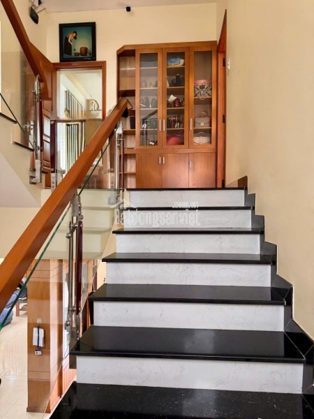 Cần bán lô đất cách TL8 chỉ 2 phút .
Vị trí .nằm mặt tiền đường 5m (QH8m) thuộc xã Khánh