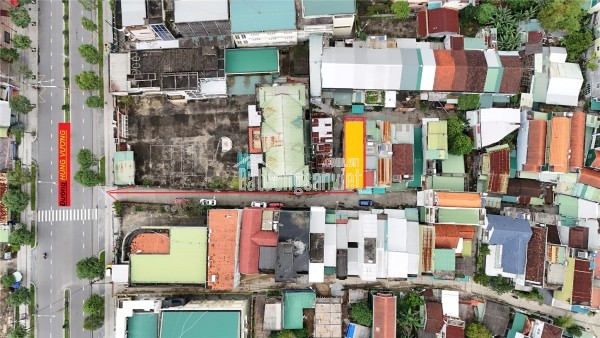 NHÀ GÓC 3 TẦNG hẻm 7m Hùng Vương – LÕI TRUNG TÂM TP QUẢNG NGÃI