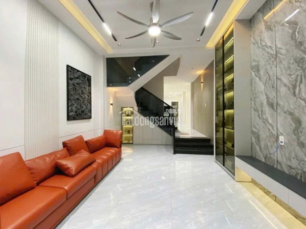 Siêu phẩm 2 mặt tiền Song Hành Quận 12 đường 16m 3 tầng BTCT sát Metro số 2 chỉ 9,3 tỷ