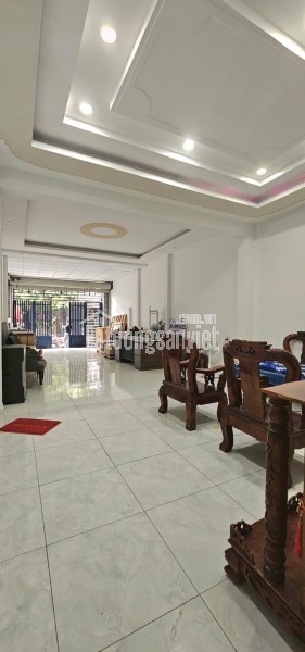 Bán nhà 3 tầng, đường số 38, Hiệp Bình Chánh, Thủ Đức, TP HCM - diện tích 59m2, giá 6,45 tỷ. Sổ