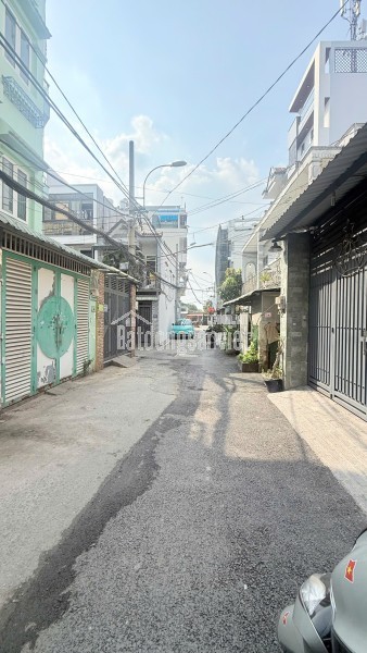 Gấp bán – 56M² – 3 Tầng/4PN Hẻm Xe Hơi Tránh Thông– Nhỉnh 7 Tỷ TL!