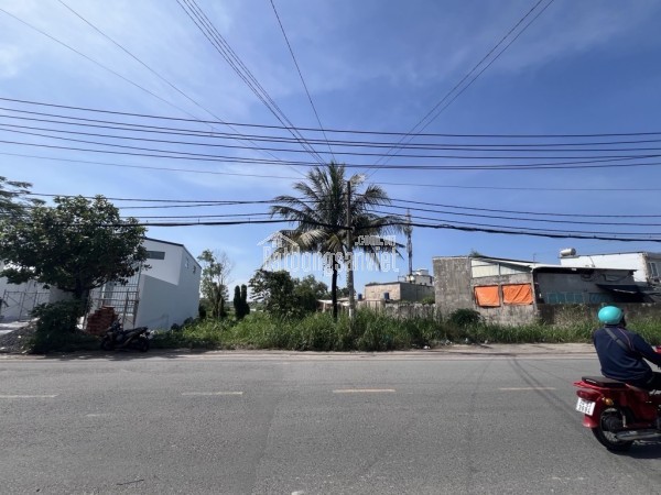 CĂN NHÀ MẶT PHỐ VỊ TRÍ VÀNG TẠI QUẬN 9 DIỆN TÍCH KHỔNG LỒ 4000M2 GIÁTỐT NHẤT    SỔ HỒNG CHÍNH CHỦ