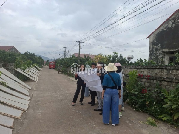 ĐẤT NỀN CHŨ BẮC NINH GIÁ 630 TRIỆU  500M2  VỊ TRÍ THUẬN LỢI  Nguyễn Hùng BĐS - 0989333012