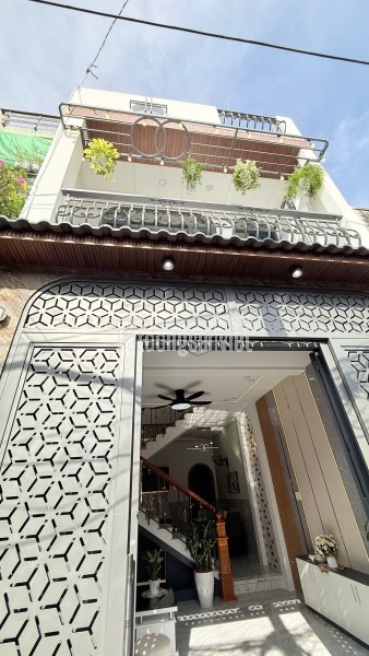 Đón Tết an cư – 50M² – 2 Tầng/3PN Ô TÔ Tận cửa– Nhỉnh 5 Tỷ TL! Có PN Trệt !