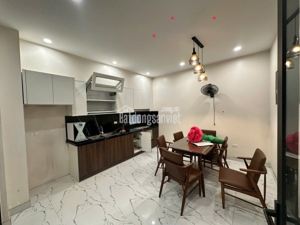 BÁN NHÀ PHÚC LỢI LONG BIÊN DT 37M2 VÀI BƯỚC RA Ô TÔ FULL NỘI THẤT THIẾT KẾ HIỆN ĐẠI