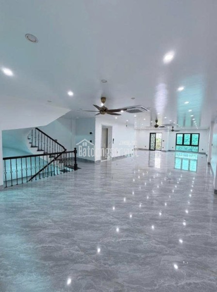 CHÍNH CHỦ CẦN CHO THUÊ MẶT ĐƯỜNG CHÍNH TẠI 56 LÊ DUẨN - KĐT ECORIVERS - HẢI DƯƠNG