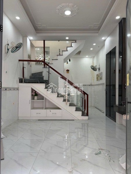 GÒ VẤP - NHÀ ĐANG TRONG THỜI GIAN LÊN NỘI THẤT ĐẸP - KHÁCH MUA CHỈ VIỆC DỌN VÀO Ở.