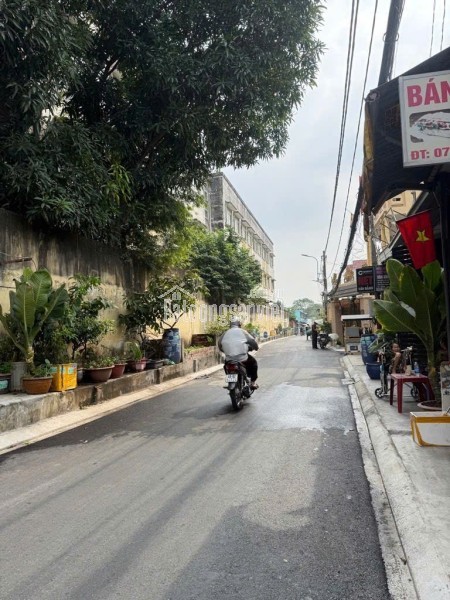 NHÀ 2 TẦNG  MẶT TIỀN CHƯƠNG DƯƠNG - KHA VẠN CÂN- f LINH CHIỂU