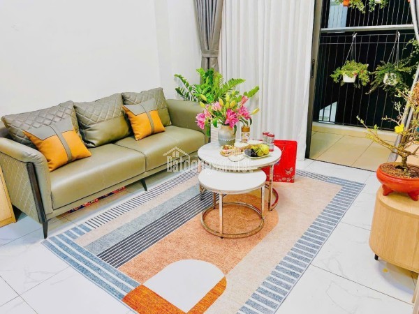 Cho thuê căn hộ 2 ngủ 1 wc ở khu đô thị charm city