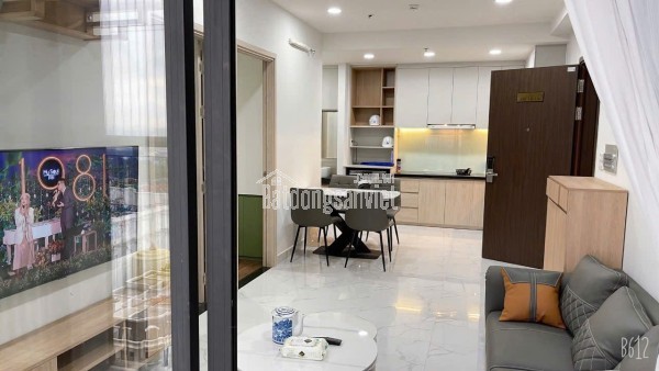 Cho thuê căn hộ 2 ngủ 1 wc ở khu đô thị charm city