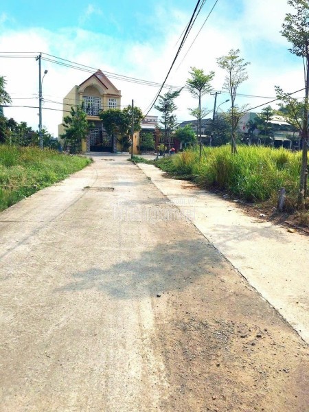 CẦN BÁN 90M2 THỔ CƯ ĐƯỜNG XE TANK GẦN BV NHI ĐÔNG TP