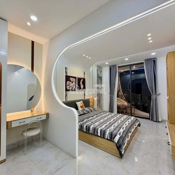 Siêu phẩm đón tết– 60M² – 5 Tầng/3PN Ô Tô Tránh 7M–Nhỉnh 8 Tỷ TL! Gần Cv Gia Định