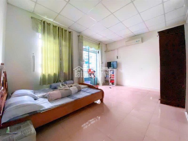 Bán Nhà 100M2 Bùi Văn Ngữ Q12-Sát Hiệp Thành City-Hẻm Xe Hơi-Có 4 Phòng Cho Thuê-5,2 Tỷ