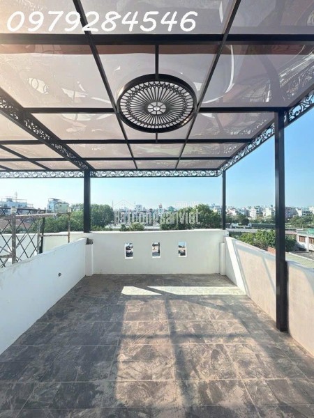 CẦN BÁN NHÀ NGỌC LÂM 6 TANG CÓ THANG MÁY,35m nhỉnh 9 tỷ.